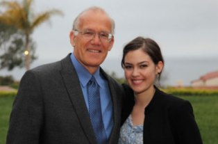 Victor Davis Hanson Wife | Celebritieswife